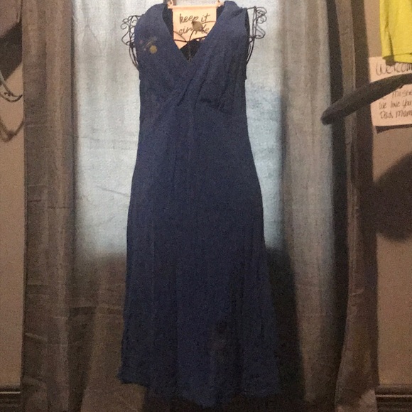 Dress - Picture 1 of 5